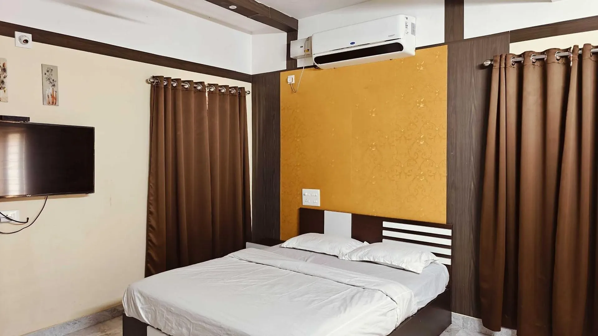 ***  Super Hotel O Kazhakkoottam Near Technopark Phase 3 Trippapur India
